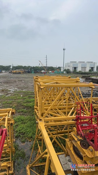 上海出售转让二手不详小时2021年徐工XGT6018-8S塔式起重机