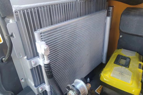 深圳市出售转让二手不详小时2024年徐工XE60G挖掘机