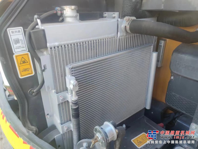深圳市出售转让二手不详小时2023年徐工XE60G挖掘机
