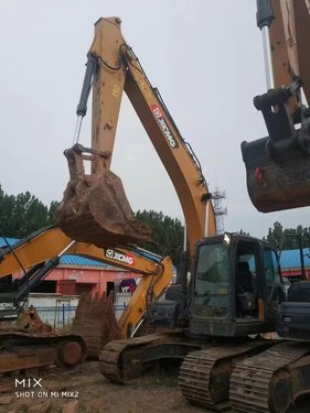 徐州市出售转让二手不详小时2020年徐工XE205D挖掘机