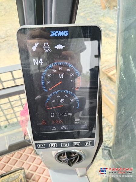 徐州市出售转让二手不详小时2020年徐工XE305D挖掘机