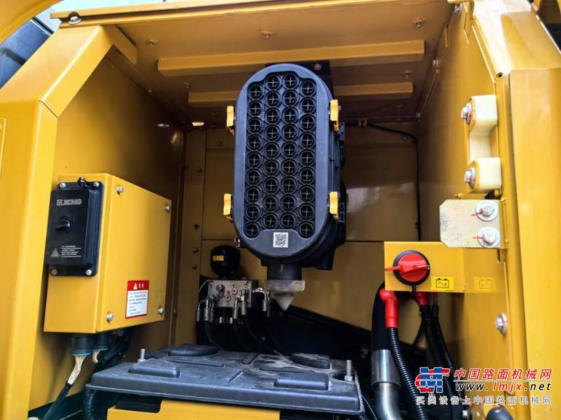 南宁市出售转让二手不详小时2020年徐工XE335DK挖掘机