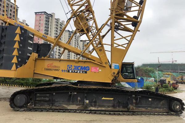 徐州市出售转让二手不详小时2021年徐工XGC400履带起重机