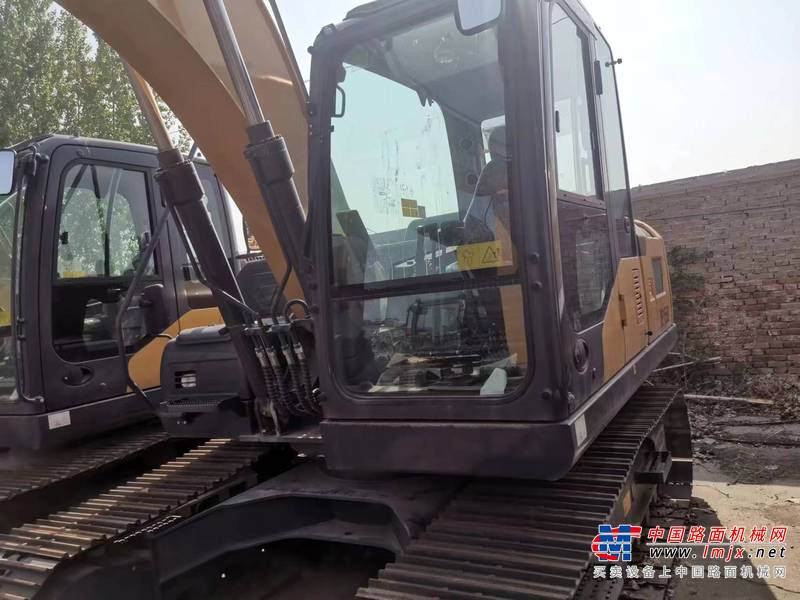 石家庄市出售转让二手不详小时2019年徐工XE155D挖掘机