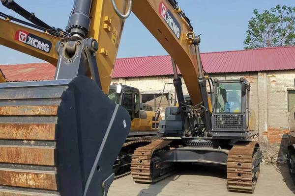 石家庄市出售转让二手不详小时2019年徐工XE470D挖掘机