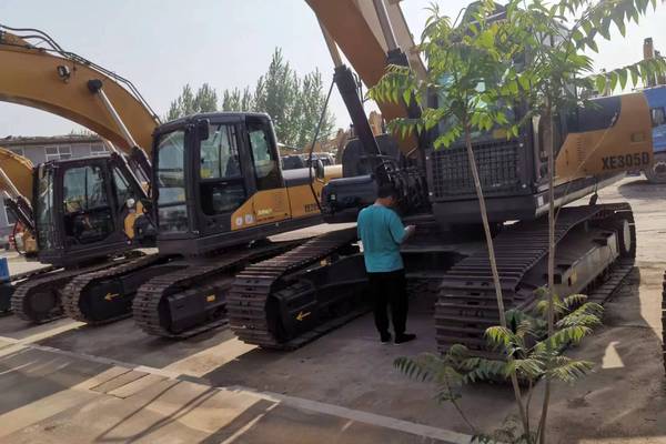 石家庄市出售转让二手不详小时2020年徐工XE305D挖掘机