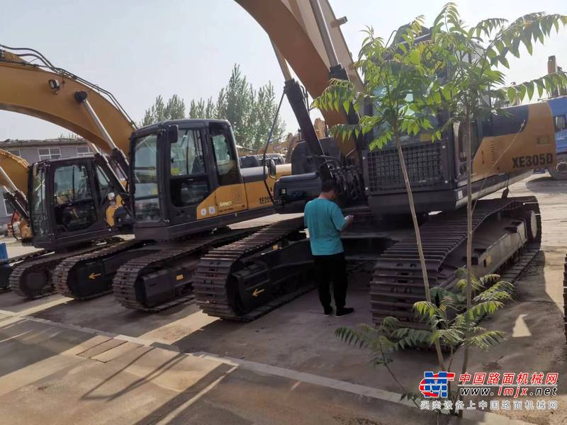 石家庄市出售转让二手不详小时2020年徐工XE305D挖掘机