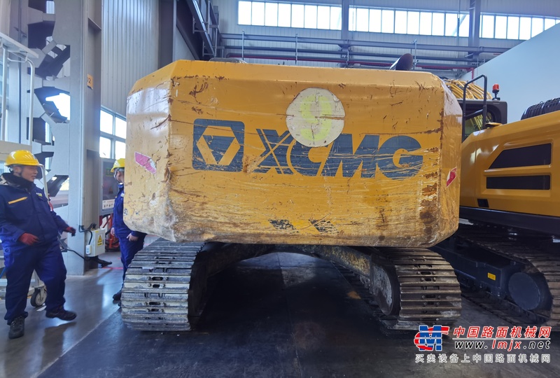 徐州市出售转让二手不详小时2020年徐工XE270GK挖掘机