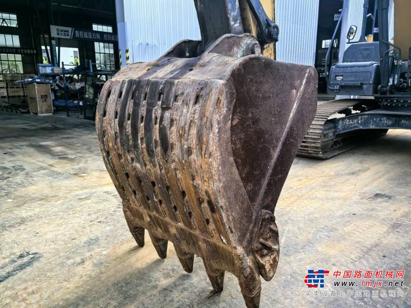 南宁市出售转让二手不详小时2021年徐工XE205DA挖掘机