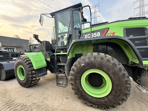 徐州市出售转让二手不详小时2024年徐工XC958EV装载机