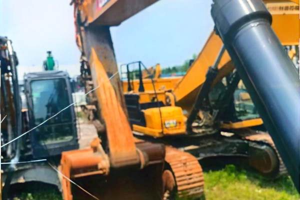 徐州市出售转让二手不详小时2019年徐工XE370DK挖掘机