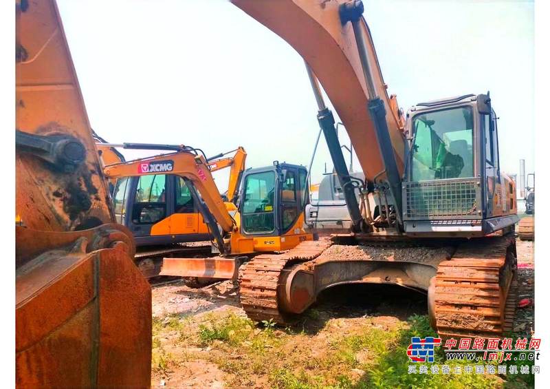 徐州市出售转让二手不详小时2019年徐工XE370DK挖掘机