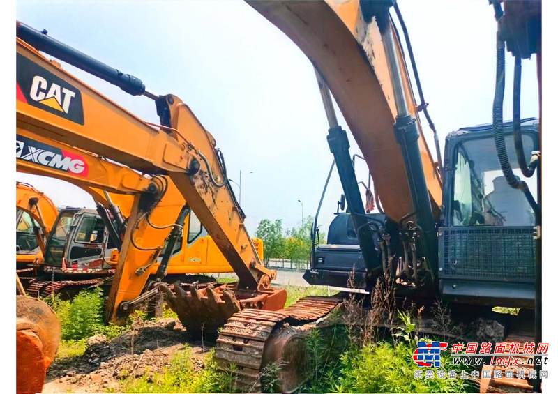 徐州市出售转让二手不详小时2019年徐工XE370DK挖掘机