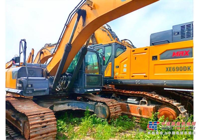 徐州市出售转让二手不详小时2020年徐工XE270DK挖掘机