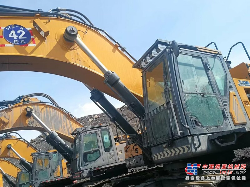 乌海市出售转让二手不详小时2021年徐工XE800D挖掘机