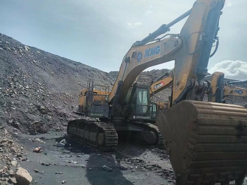 乌海市出售转让二手不详小时2021年徐工XE800D挖掘机