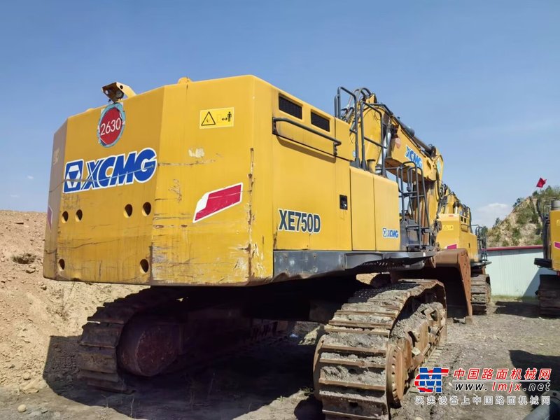 乌海市出售转让二手不详小时2020年徐工XE750D挖掘机