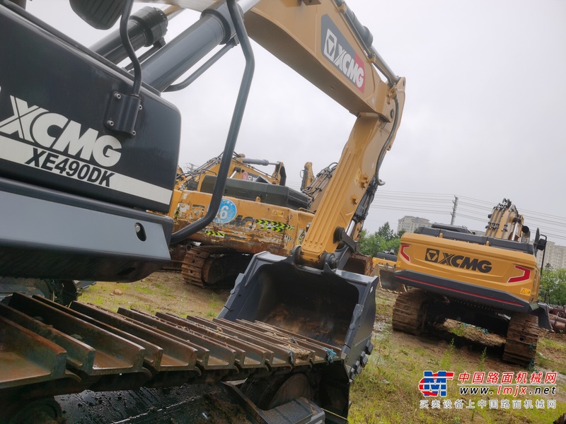 徐州市出售转让二手不详小时2019年徐工XE490DK挖掘机