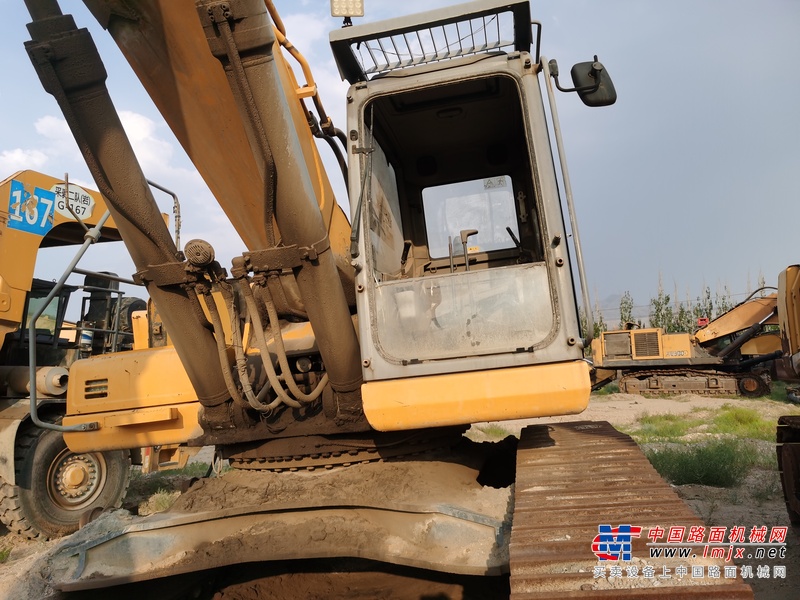 徐州市出售转让二手不详小时2016年徐工XE470C挖掘机