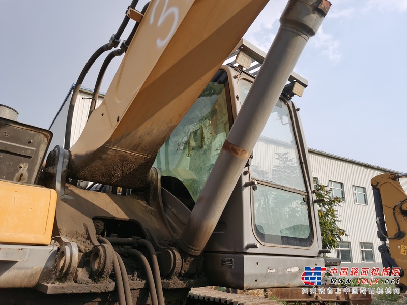 徐州市出售转让二手不详小时2014年徐工XE470C挖掘机