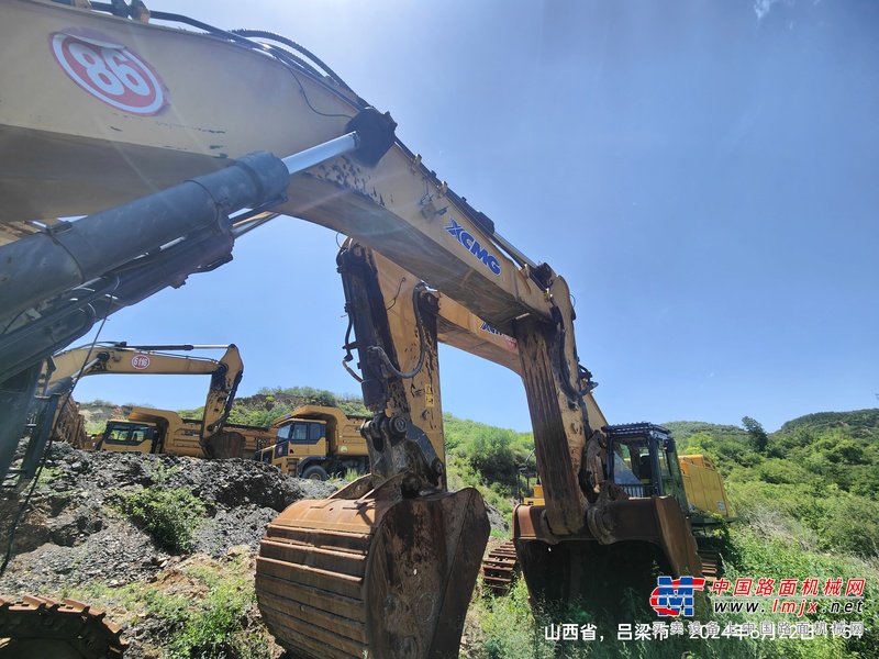 吕梁市出售转让二手不详小时2019年徐工XE900D挖掘机