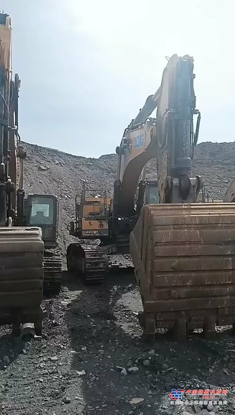 乌海市出售转让二手不详小时2021年徐工XE800D挖掘机