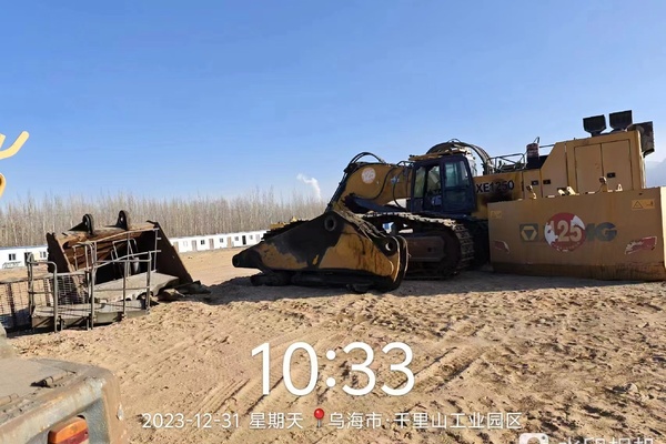乌海市出售转让二手不详小时2018年徐工XE1250挖掘机