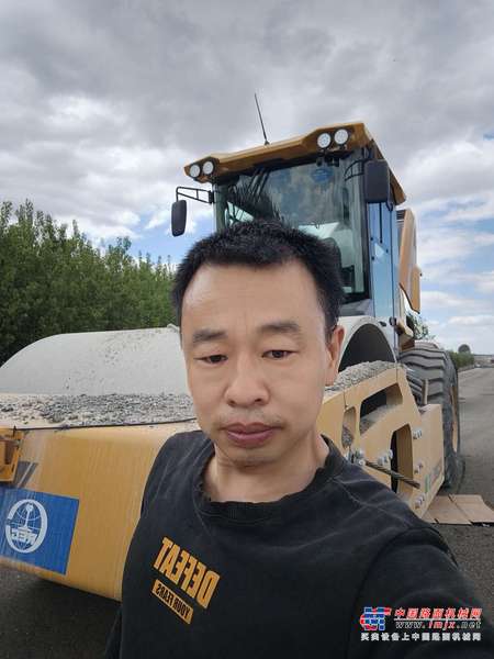 徐州市出售转让二手不详小时2022年徐工XS265JSIV单钢轮压路机