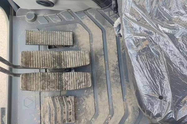 徐州市出售转让二手不详小时2022年徐工XE370GK挖掘机