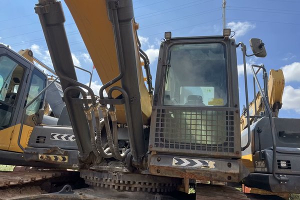济南市出售转让二手不详小时2019年徐工XE490DK挖掘机