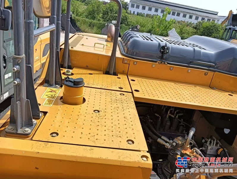 徐州市出售转让二手不详小时2022年徐工XE200G挖掘机