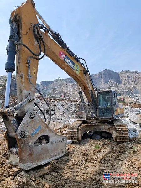 济南市出售转让二手不详小时2020年徐工XE470D挖掘机