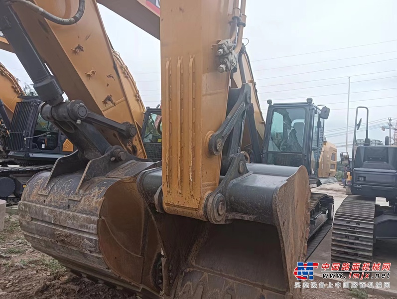 徐州市出售转让二手不详小时2022年徐工XE370GK挖掘机