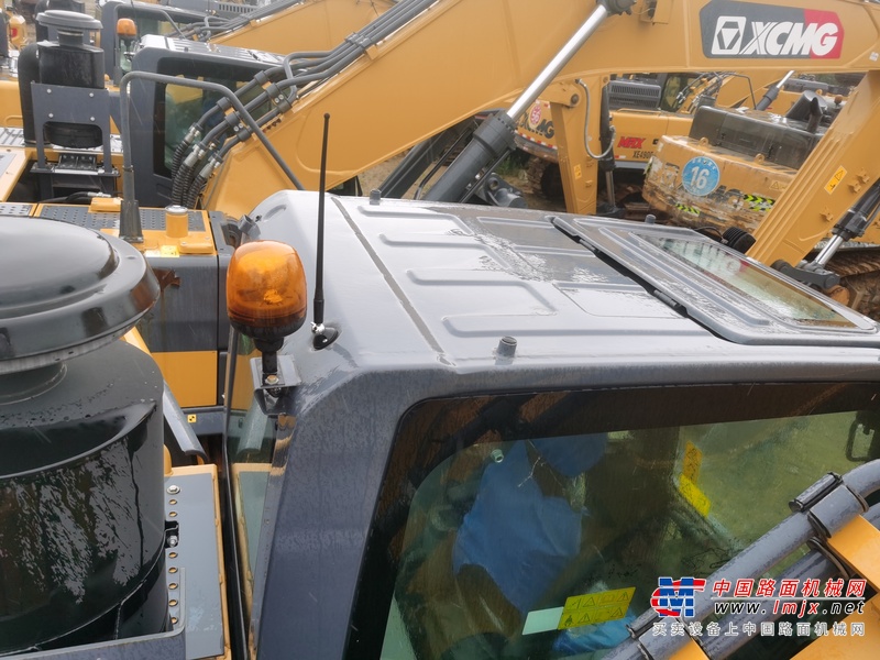 徐州市出售转让二手不详小时2019年徐工XE490DK挖掘机