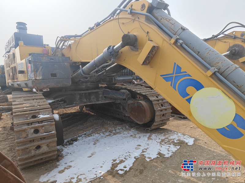 乌海市出售转让二手不详小时2016年徐工XE700D挖掘机