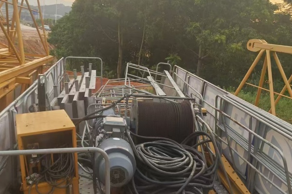 深圳市出售转让二手不详小时2022年徐工XGT6515E-10S塔式起重机