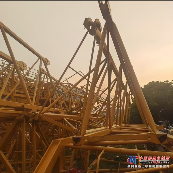 深圳市出售转让二手不详小时2022年徐工XGT6515E-10S塔式起重机