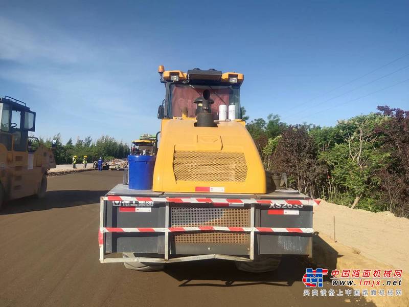 徐州市出售转让二手不详小时2020年徐工XS263S单钢轮压路机