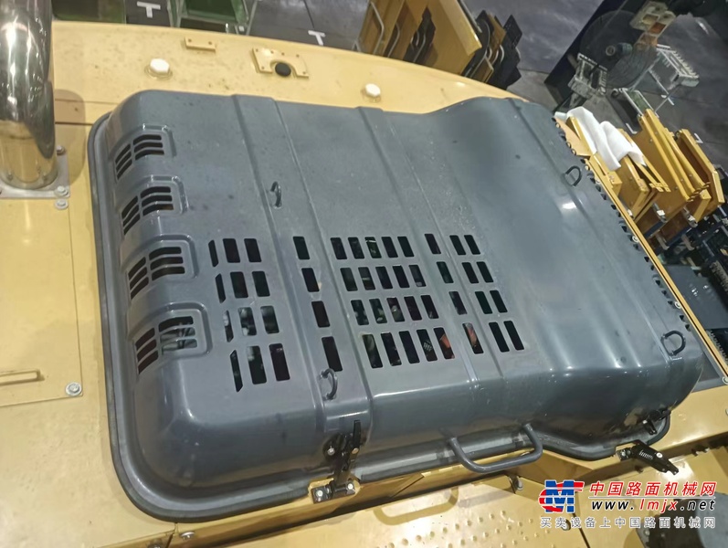 徐州市出售转让二手不详小时2022年徐工XE225GK挖掘机