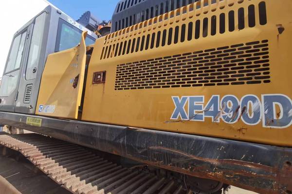 徐州市出售转让二手不详小时2015年徐工XE500DH挖掘机