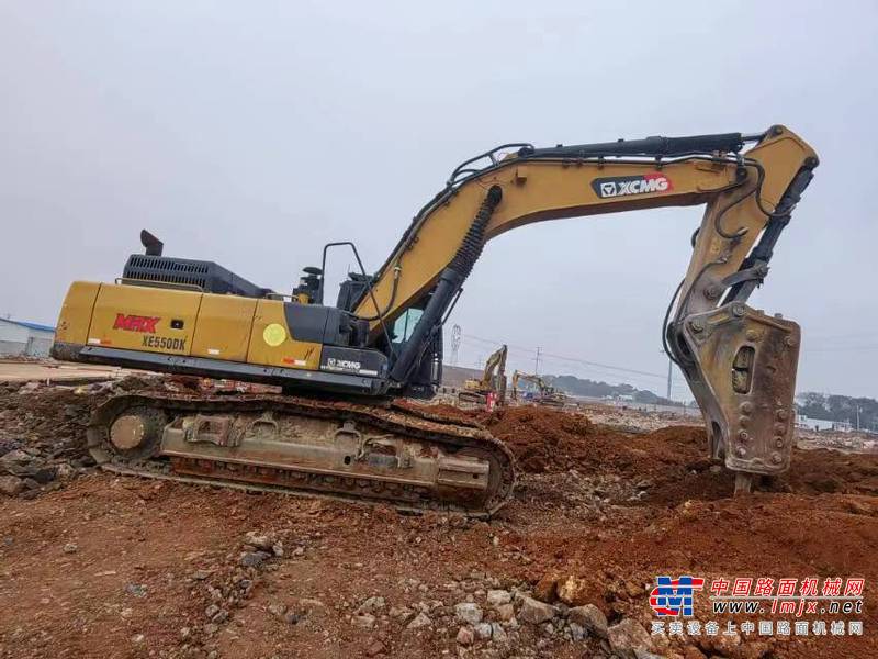 徐州市出售转让二手不详小时2021年徐工XE550DK挖掘机