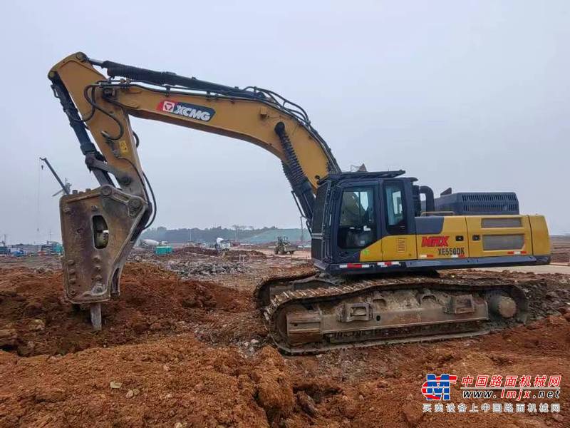 徐州市出售转让二手不详小时2021年徐工XE550DK挖掘机