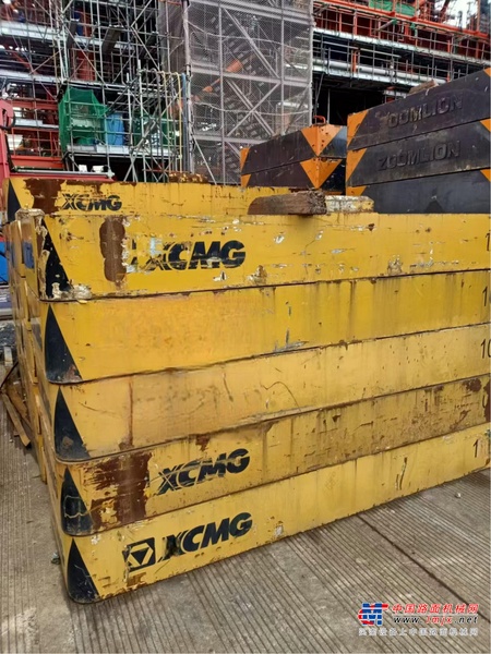 南京市出售转让二手不详小时2021年徐工XGC16000履带起重机