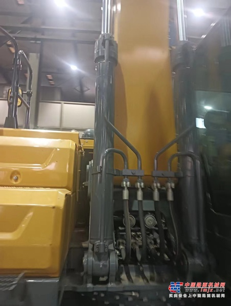 徐州市出售转让二手不详小时2022年徐工XE225GK挖掘机
