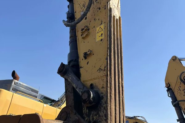 徐州市出售转让二手不详小时2019年徐工XE490DK挖掘机