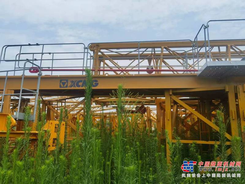 成都市出售转让二手不详小时2023年徐工XGT6013-6S1塔式起重机