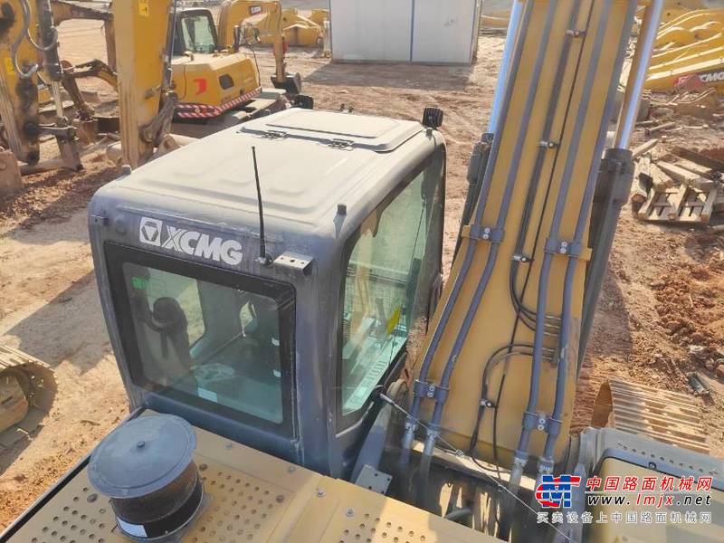 兰州市出售转让二手不详小时2021年徐工XE270DK挖掘机