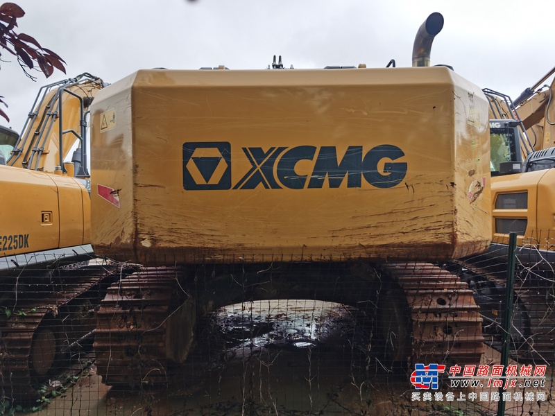 徐州市出售转让二手不详小时2021年徐工XE420GK挖掘机