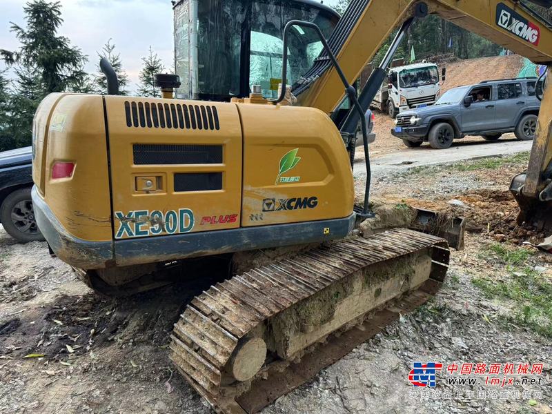 徐州市出售转让二手不详小时2021年徐工XE75DA挖掘机