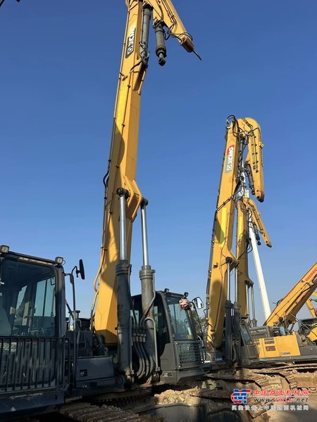 徐州市出售转让二手不详小时2020年徐工XE490DK挖掘机